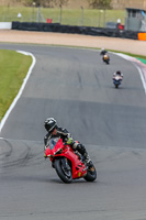 Castle-Combe-2019;PJ-Motorsport-Photography-2019;donington-no-limits-trackday;donington-park-photographs;donington-trackday-photographs;no-limits-trackdays;peter-wileman-photography;trackday-digital-images;trackday-photos